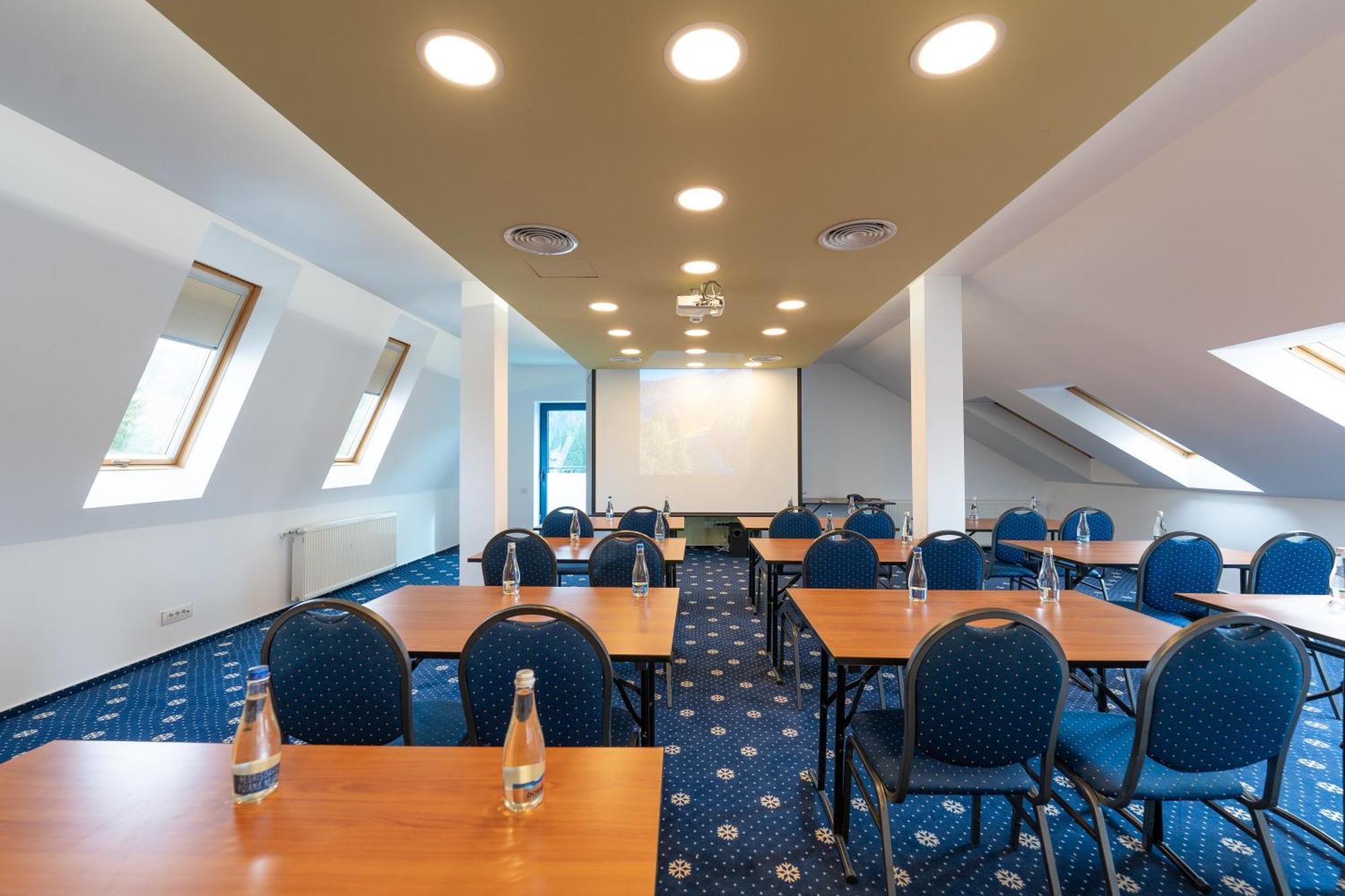 Hotel Ski&Sky Predeal Exteriör bild
