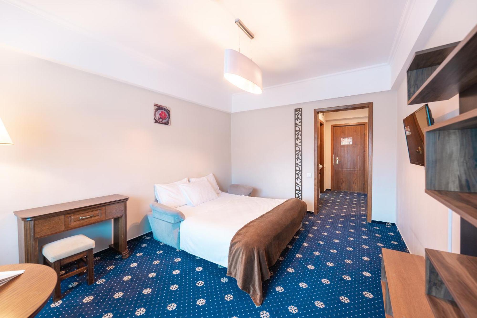 Hotel Ski&Sky Predeal Exteriör bild