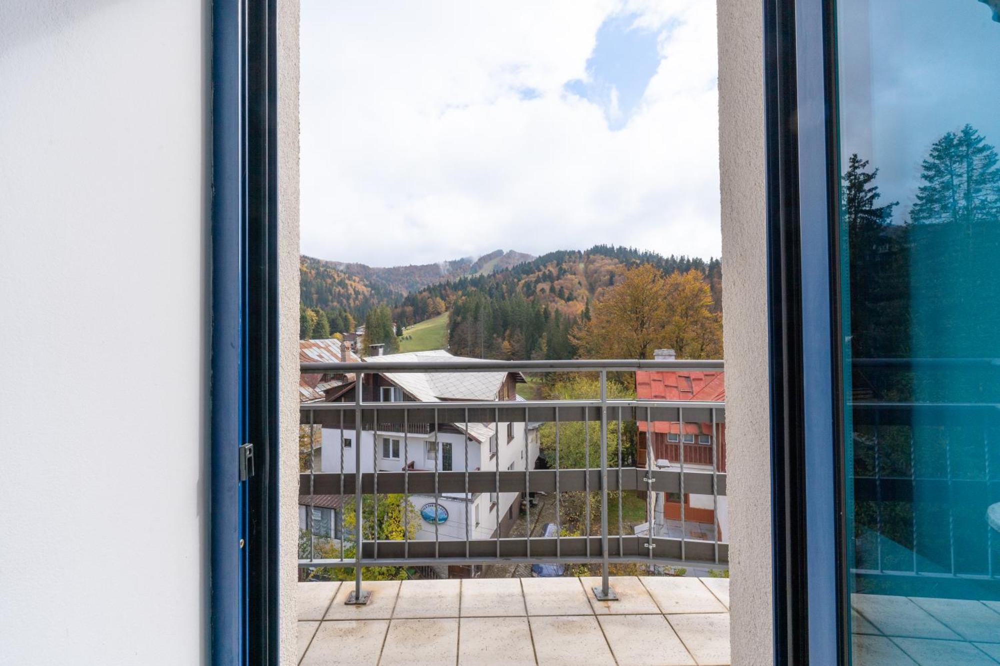 Hotel Ski&Sky Predeal Exteriör bild