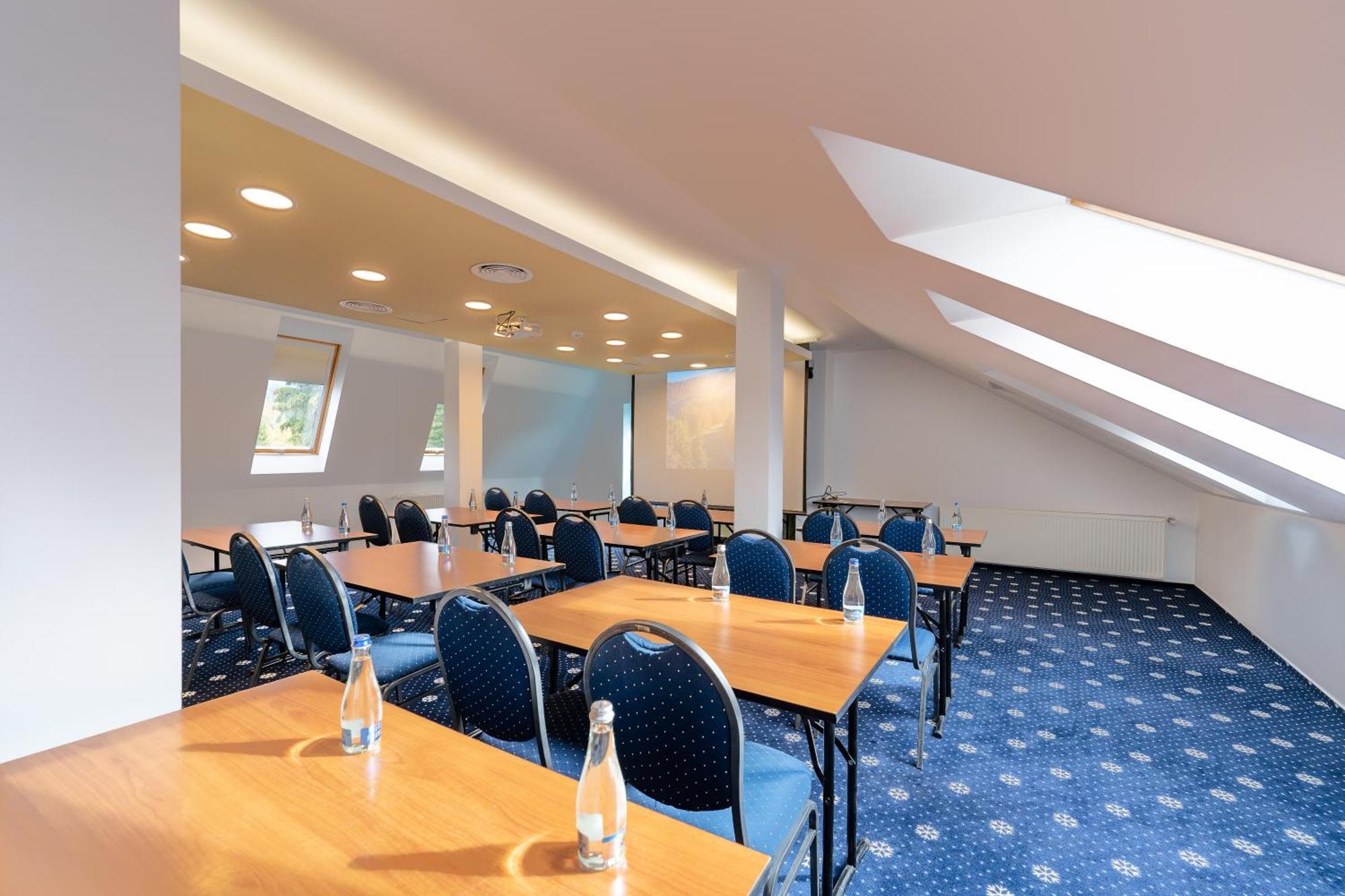 Hotel Ski&Sky Predeal Exteriör bild