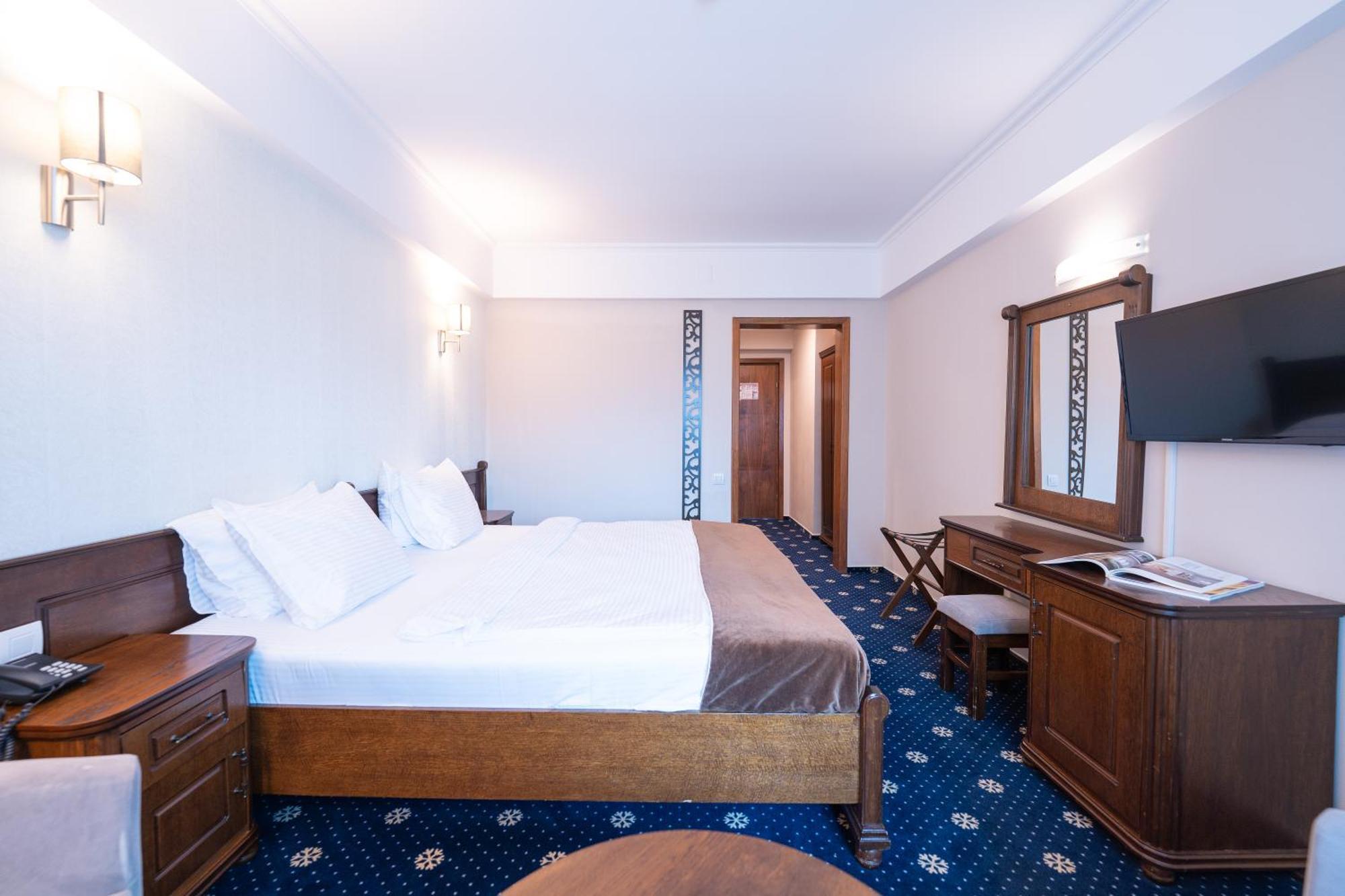Hotel Ski&Sky Predeal Exteriör bild